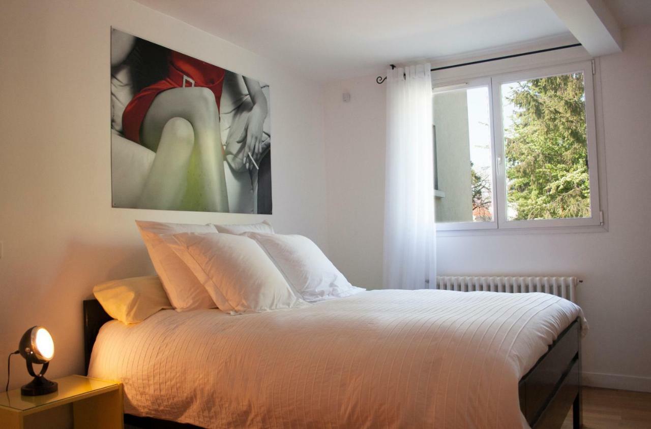 Une Chambre A Neuilly Guest House מראה חיצוני תמונה